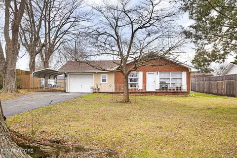 3807 NW Orangewood Rd, Knoxville, TN 37921