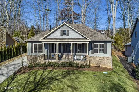 130 Cheeskogili Way, Loudon, TN 37774