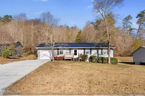 6644 Bay Circle Dr, Knoxville, TN 37918