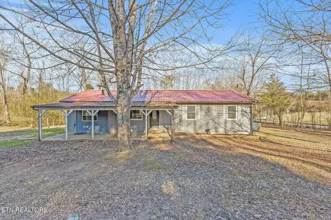 1642 Duncans Chapel Rd, Cookeville, TN 38506
