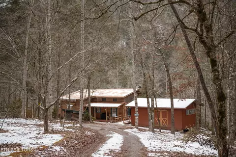 3783 Thomas Ln, Sevierville, TN 37876