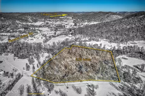 Claxton Farm Lane, Powell, TN 37849