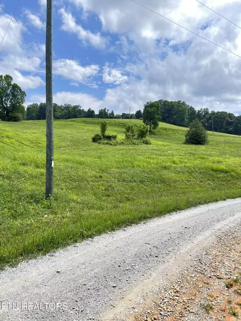 25 Bob Wright Road, Maynardville, TN 37807