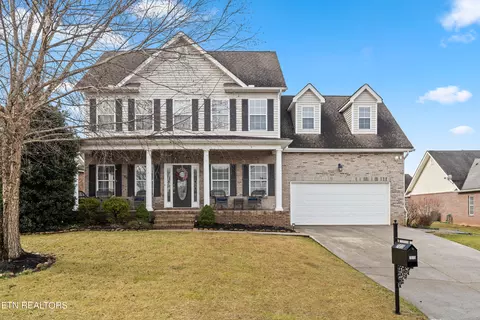 7015 Legend Oaks Ln, Knoxville, TN 37918