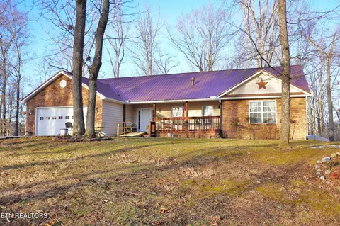 3516 Iron Gate Dr, Baneberry, TN 37890