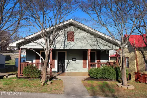 309 N B St, Lenoir City, TN 37771