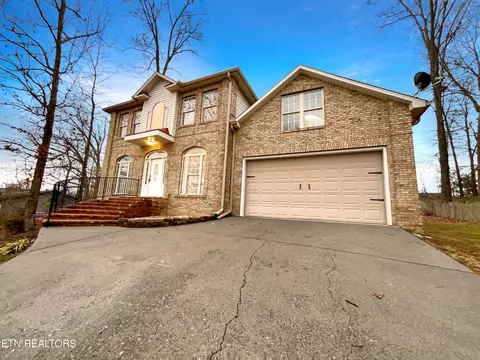 5540 Nine Mile Rd, Maryville, TN 37801