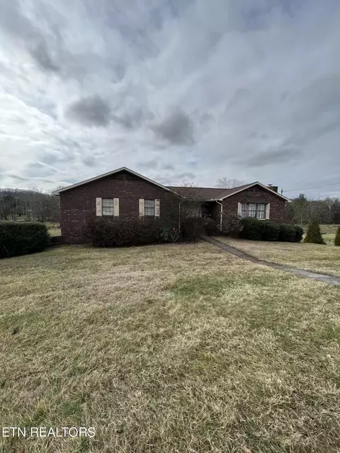 7113 W Chermont Cir, Knoxville, TN 37918