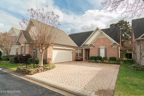1143 Highgrove Garden Way, Knoxville, TN 37922