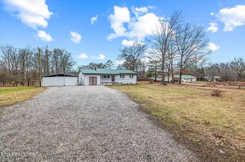 1240 Franklin Loop, Clarkrange, TN 38553