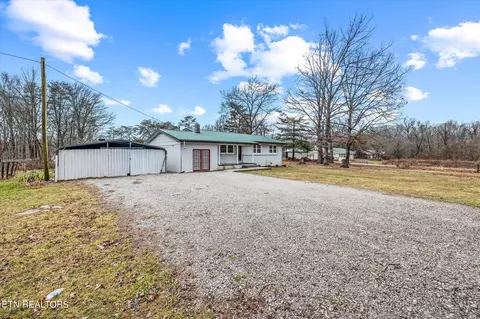 1240 Franklin Loop, Clarkrange, TN 38553 photo 4