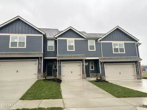 1204 Mountain Quail Cir, Maryville, TN 37801