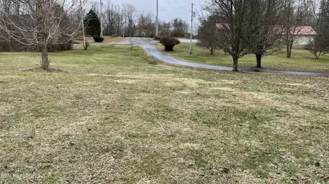 Exterior - 1016 Haley Rd, Clarkrange, TN 38553 photo 2 of 8
