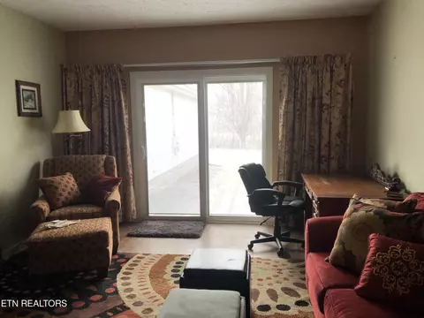 Living - 1016 Haley Rd, Clarkrange, TN 38553 photo 3 of 5