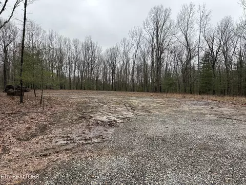 12033 70n Hwy, Crossville, TN 38571