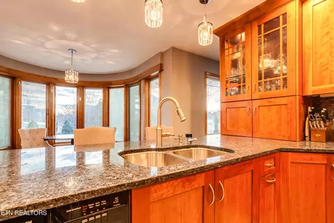 596 Pasteur Pl, Alcoa, TN 37701 photo 13