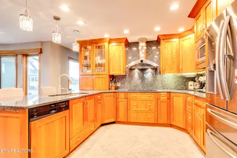 596 Pasteur Pl, Alcoa, TN 37701 photo 12