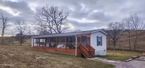 5478 Hwy 131, Washburn, TN 37888