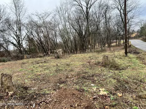 13 Sweetwater Vonore Road, Sweetwater, TN 37874