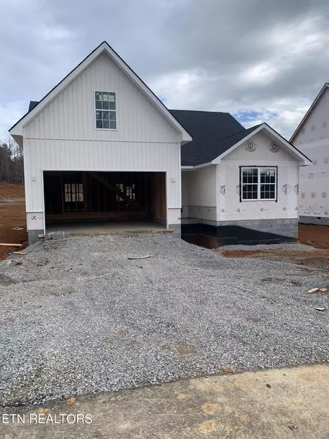 448 Eastland Park Dr, Blaine, TN 37709
