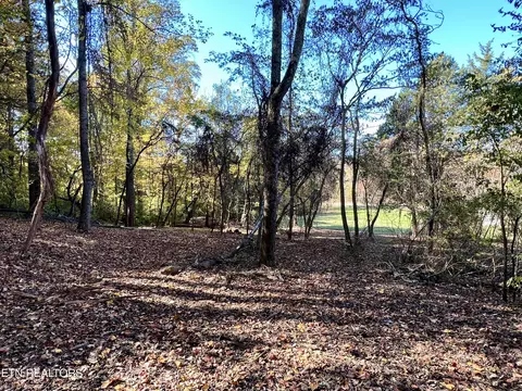 7960 Ball Camp Pike, Knoxville, TN 37931
