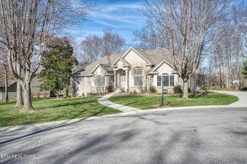 23 Lexham Ct, Crossville, TN 38558