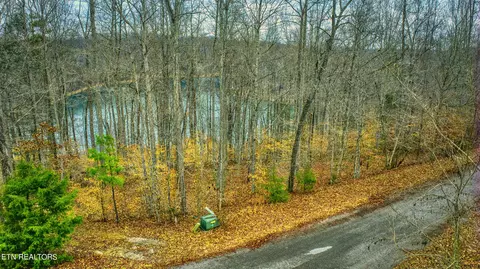 Stoney Rock Lane, Jacksboro, TN 37757