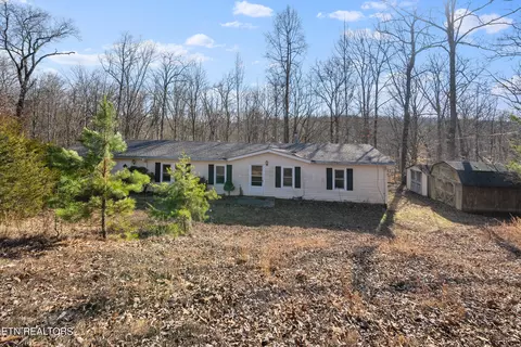 126 Moosetrail Ln, Powell, TN 37849