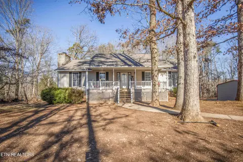 1122 Parkbrook Dr, Friendsville, TN 37737