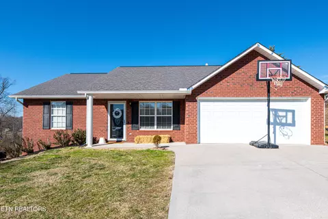 8205 Dove Wing Ln, Knoxville, TN 37938