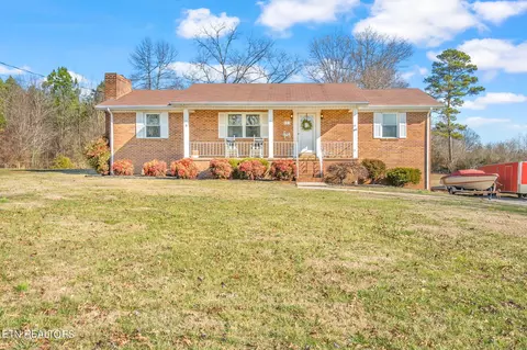 953 Hale Cir, Madisonville, TN 37354