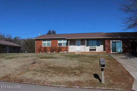 316 Summitt Heights Dr, Jefferson City, TN 37760