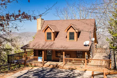 4398 Carolina Cove Way, Pigeon Forge, TN 37863