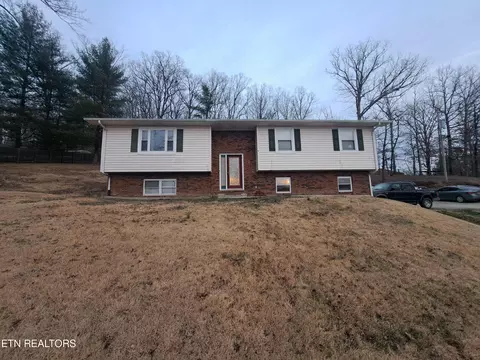 502 Municipal Dr, Oneida, TN 37841