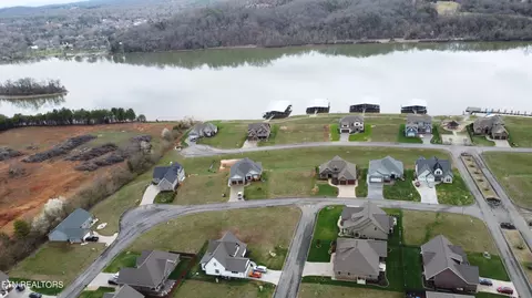 246 Cape Lookout, Loudon, TN 37774