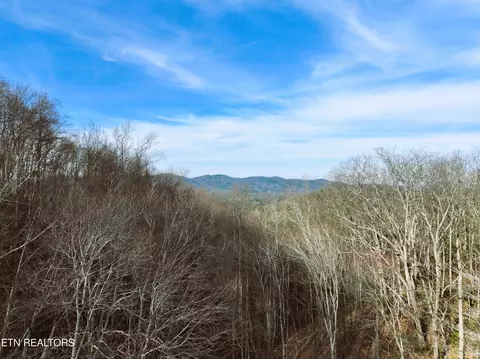 Balsam Circle, Gatlinburg, TN 37738