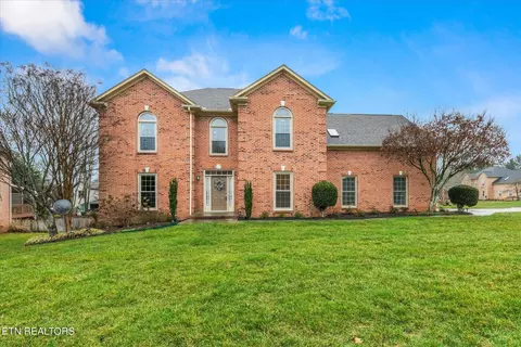 311 Treyburn Dr, Knoxville, TN 37934