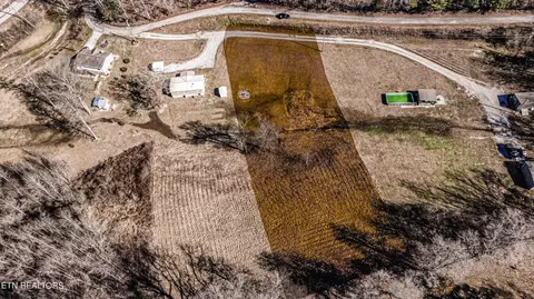 Mac Ivey Lane, La Follette, TN 37766