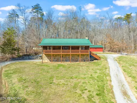 1062 Sulphur Springs Rd, Clinton, TN 37716