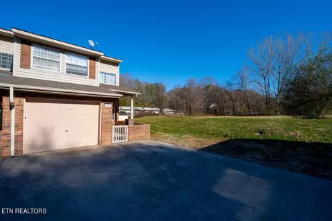 1315 Mountain Meadows Way #8, Sevierville, TN 37862