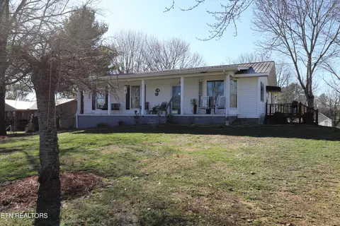 219 Sequoyah Dr, Madisonville, TN 37354