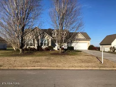 2846 Rhett Butler Dr, Louisville, TN 37777