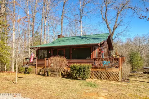 531 Evergreen Ln, Jamestown, TN 38556