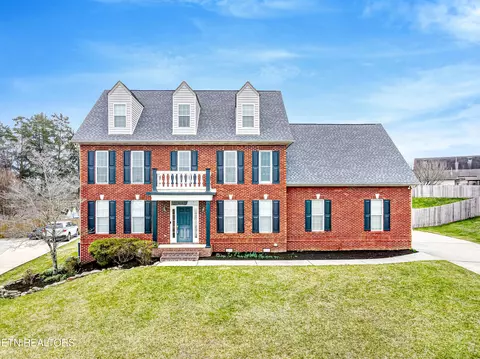 1690 Meadow Chase Ln, Knoxville, TN 37931