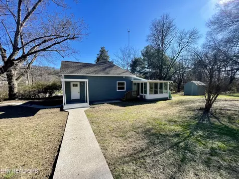 4201 Coster Rd, Knoxville, TN 37912