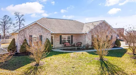 7910 Isaac Ln, Knoxville, TN 37938