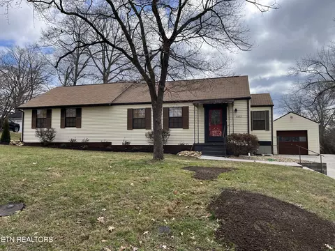 4602 Wren Dr, Knoxville, TN 37918