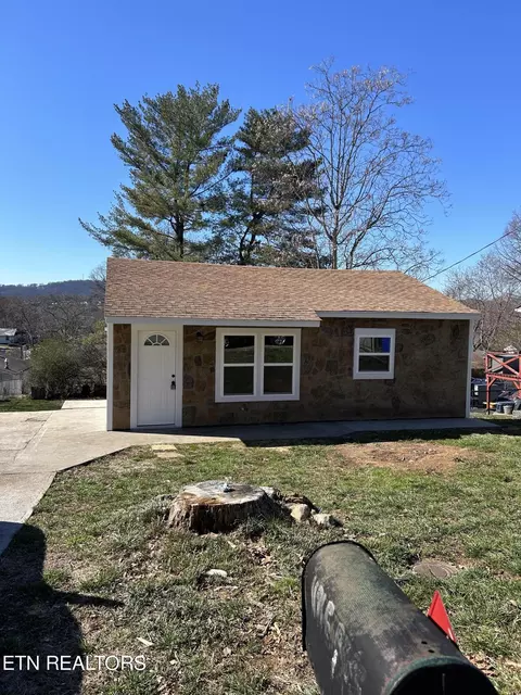 1171 E Rose St, Morristown, TN 37814