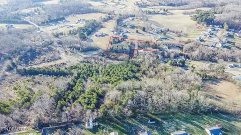 Squire Fox Rd, Dandridge, TN 37725