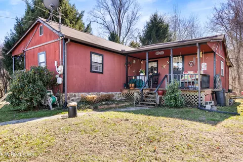 266 Mountain Rd, Caryville, TN 37714